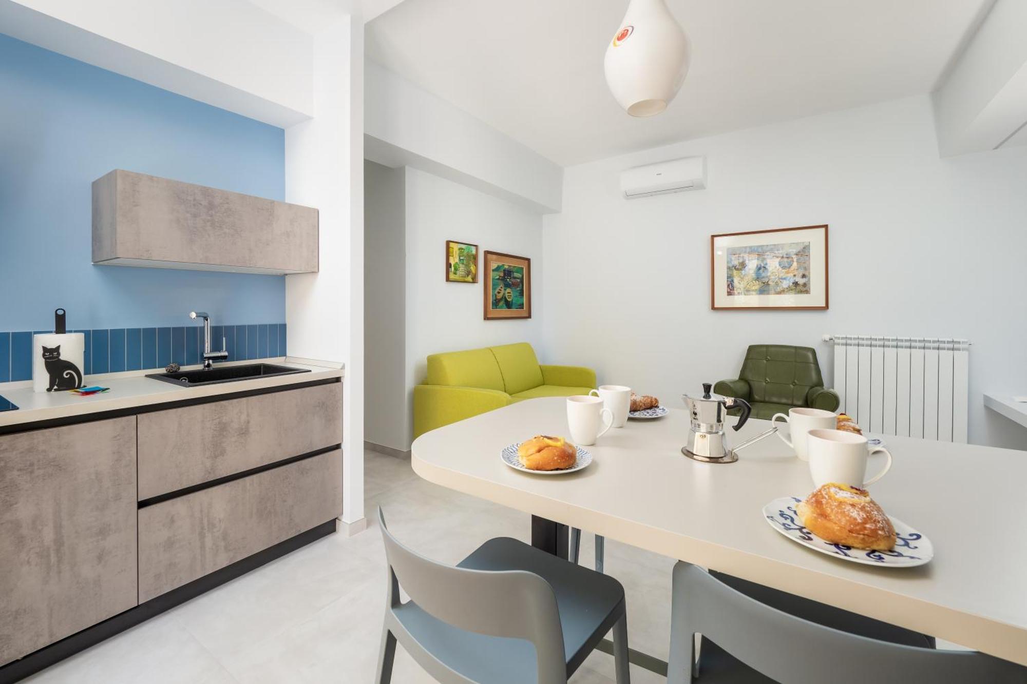 Surya House - Elegant In